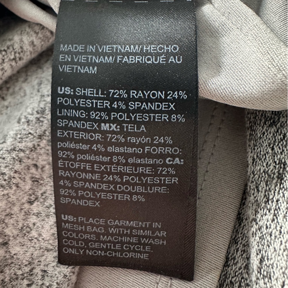 White House Black Market gray ruched skirt, size large - Picture 11 of 13